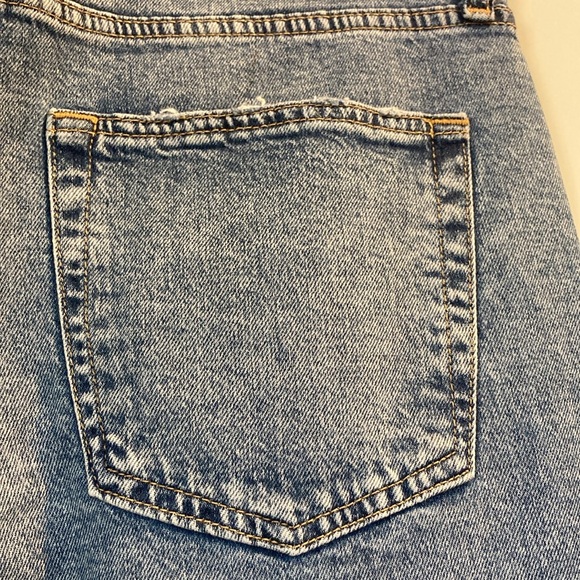 GAP 90’s Loose Mid Rise Jeans - Picture 11 of 15